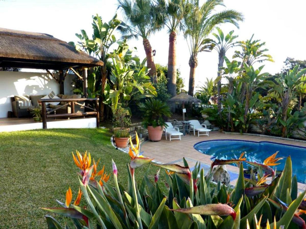 Villa Breeze Boutique Guest Rooms, Marbella Sitio de Calahonda Bagian luar foto